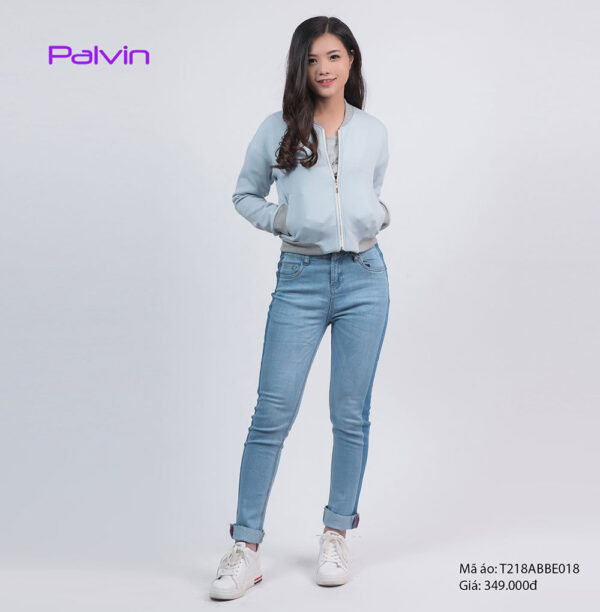 Áo khoác bomber nữ thời trang Paltex T218ABBE018 - Ảnh 2
