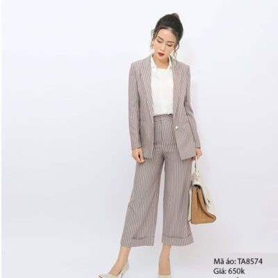Bộ vest nữ đẹp style trẻ trung Paltex TA8574 (vest kẻ sọc)