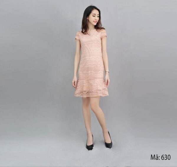 Đầm ren đuôi cá sang chảnh Paltex 630