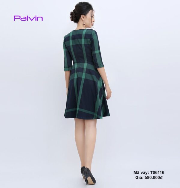 Váy liền nữ dáng xòe vải kẻ Paltex T06116 - Ảnh 4