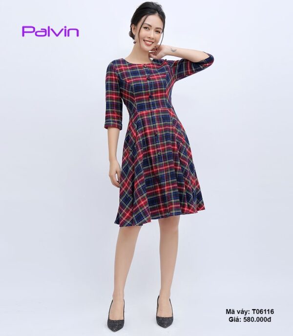 Váy liền nữ dáng xòe vải kẻ Paltex T06116 - Ảnh 2